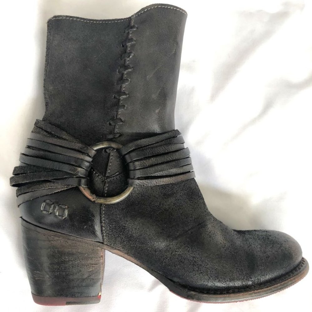 Bed Stu Rea Size 6 Brown Leather O-ring Bootie